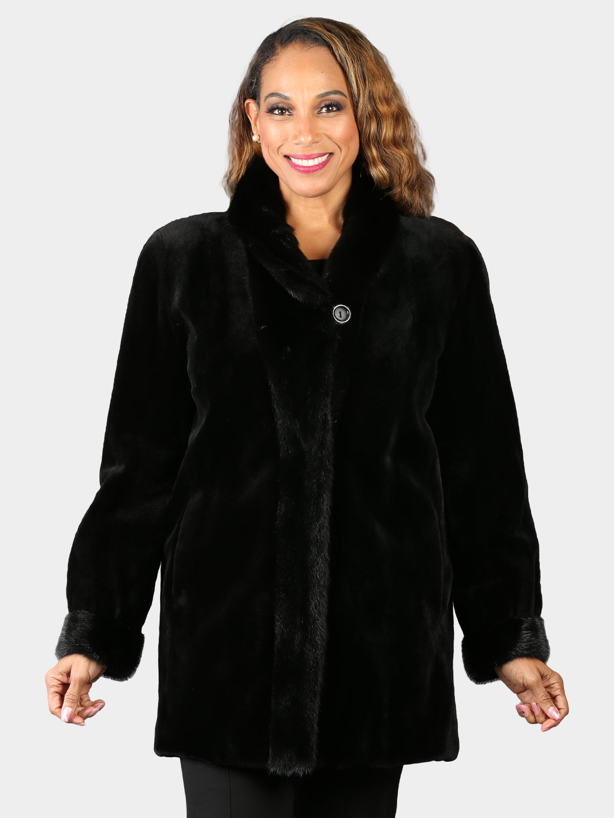 Woman's Ranch Sheared Mink Fur Stroller Reversible to Black Taffeta