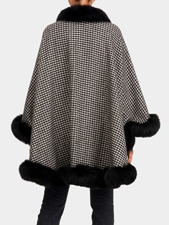Woman's Houndstooth Cashmere Cape with Fox Trim