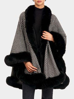 Woman's Houndstooth Cashmere Cape with Fox Trim