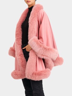 Woman's Pink Cashmere Capelet with Fox Trim