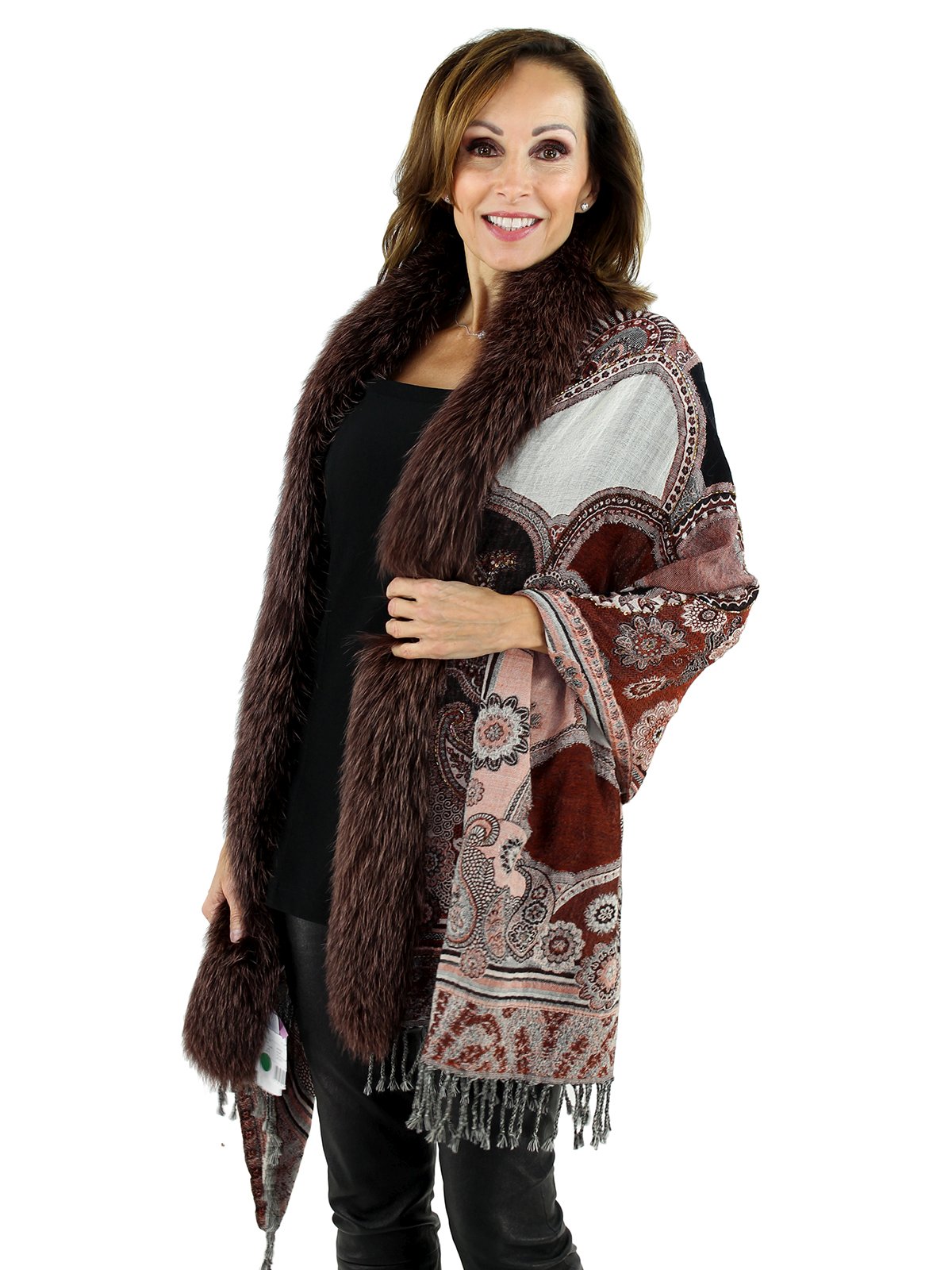shawl with fur trim