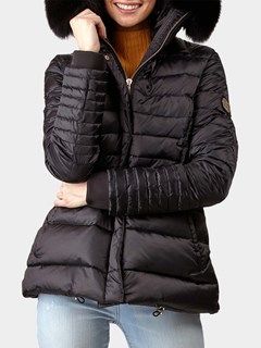 Woman's Black Apres-Ski Fabric Parka