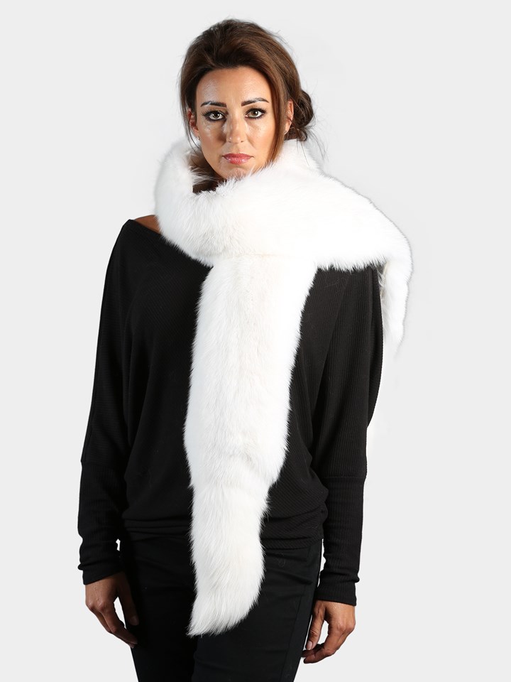 Woman's White Fox Fur Fling