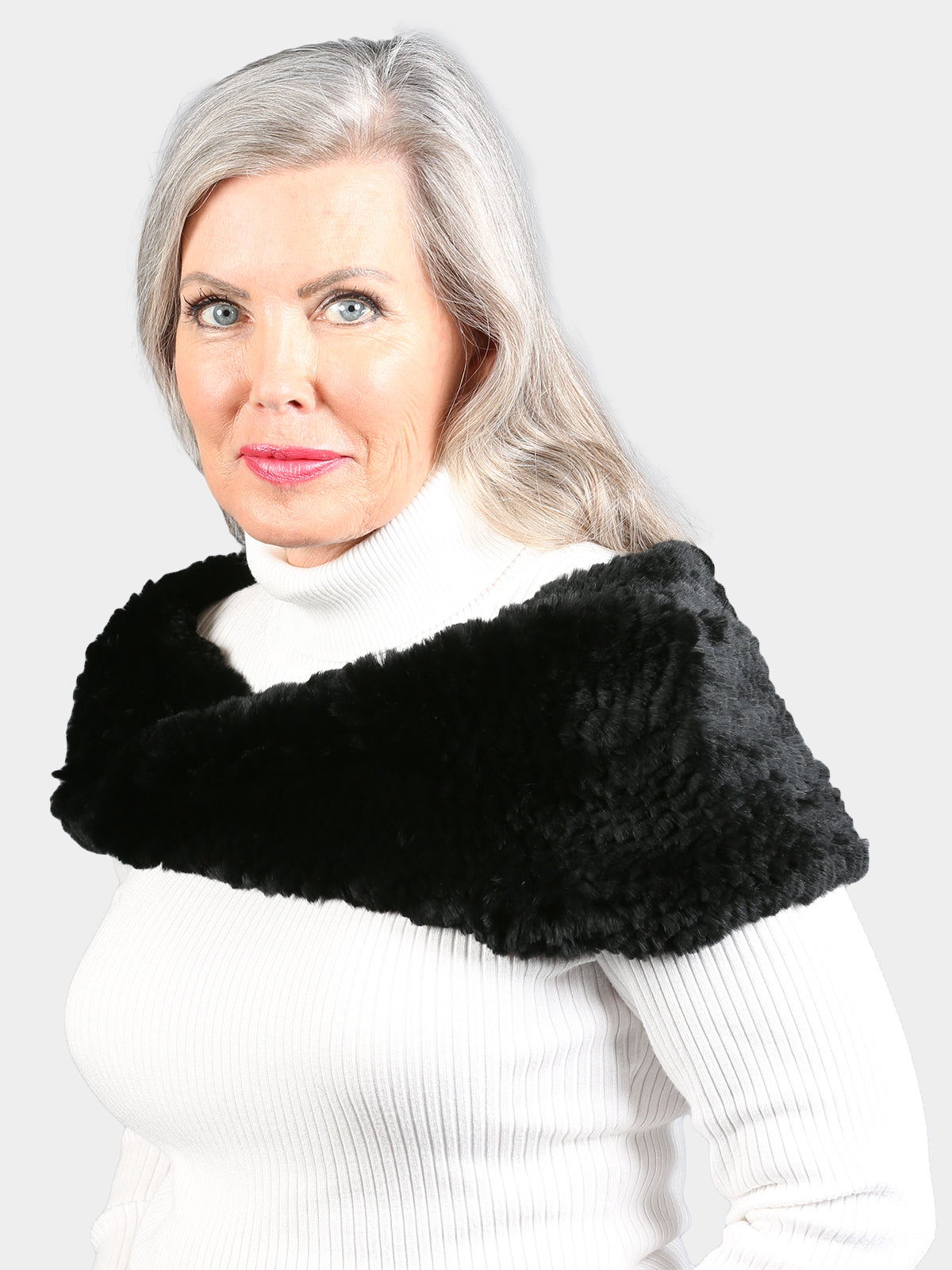 Women's Black Knited Rex Rabbit Fur Scarf